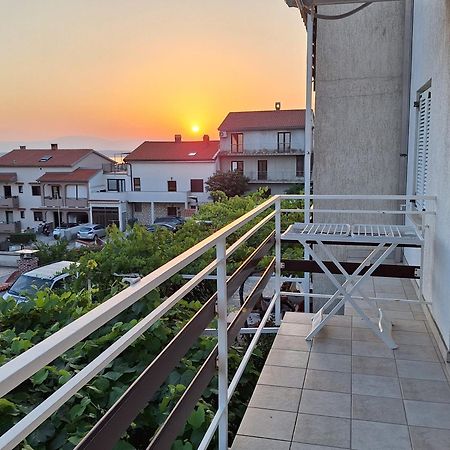 Apartments With A Parking Space Crikvenica - 5553 Экстерьер фото