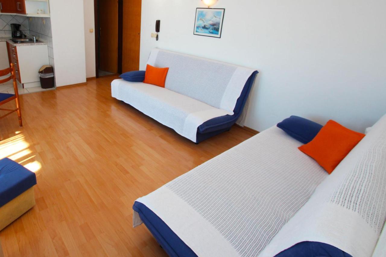 Apartments With A Parking Space Crikvenica - 5553 Экстерьер фото